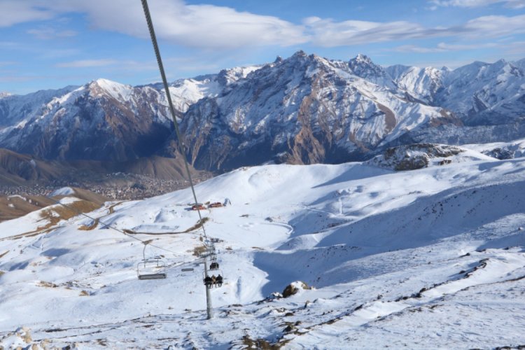 Hakkari'de kayak merkezi sezona hazır