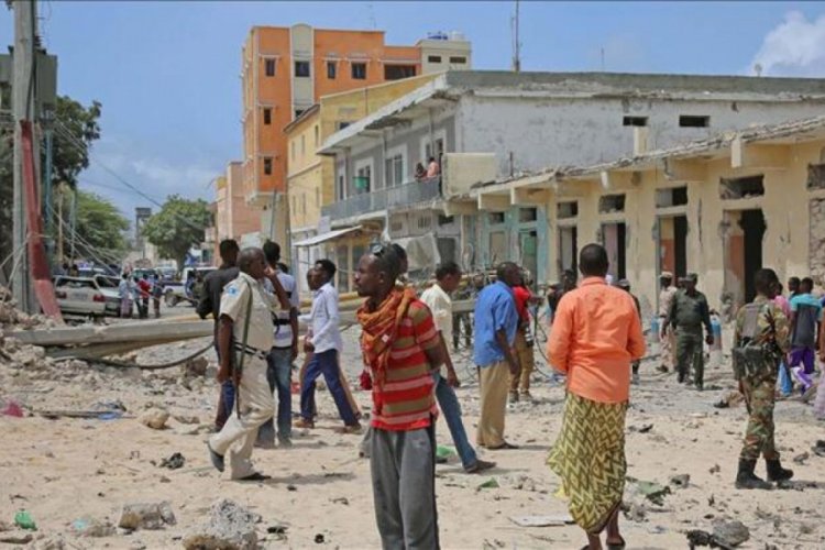 Somali'de otele bomba y&uuml;kl&uuml; ara&ccedil;la saldırıda 6 kişi &ouml;l&uuml;