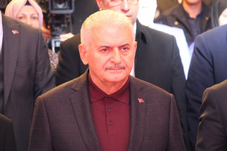 Binali Yıldırım: "Biz yoldan &ccedil;ıkmadık, bazıları menfaatinin bittiği durakta inmiştir"