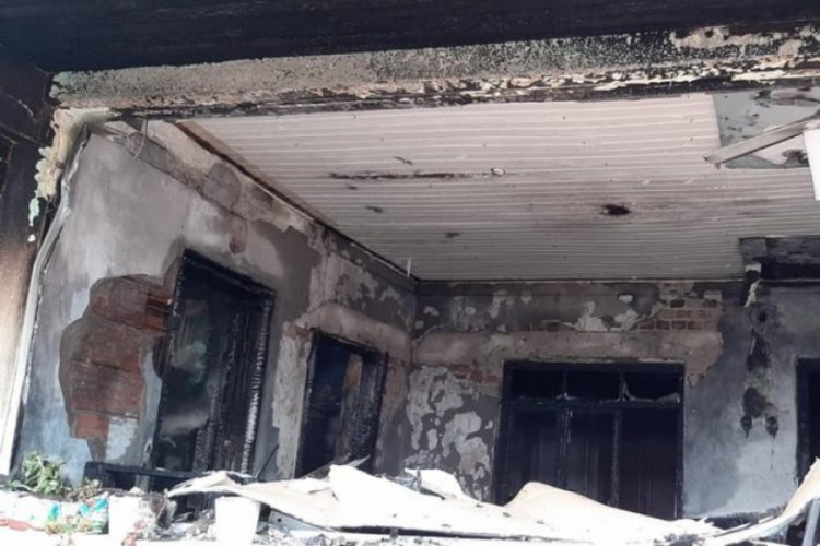 Yaşlı kadını jandarma kurtardı