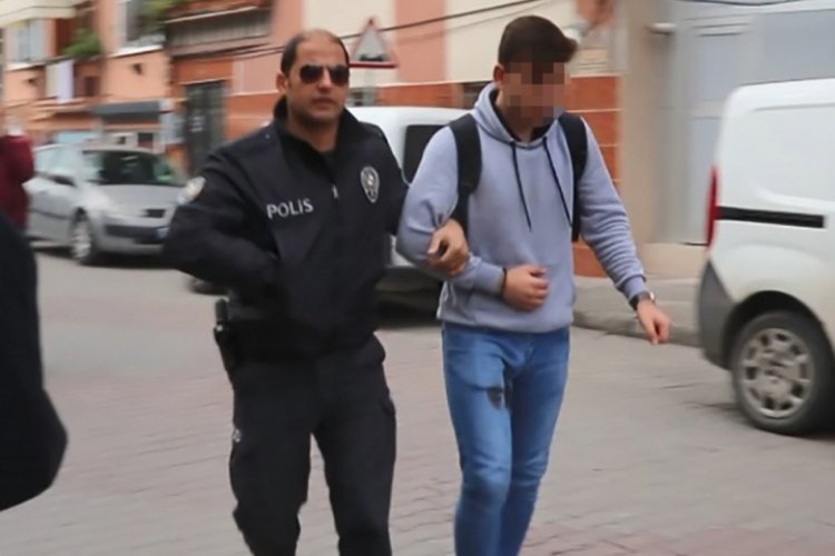 Silahla oynarken arkadaşını &ouml;ld&uuml;ren gen&ccedil; tutuklandı