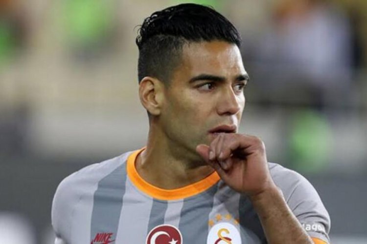 Falcao'u takım arkadaşları teselli etti