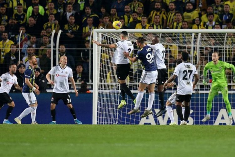 Beşiktaş deplasmandaki derbilerde istediği sonu&ccedil;ları alamıyor