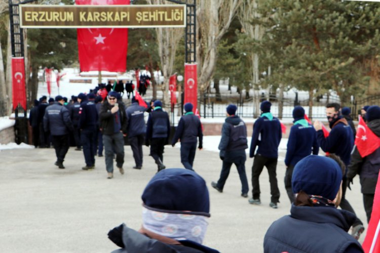 İzcilerden Sarıkamış şehitlerine ziyaret