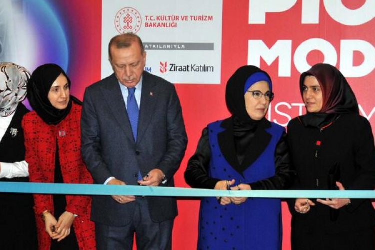 Erdoğan, İstanbul Havalimanı'nda sergi a&ccedil;ılışına katıldı
