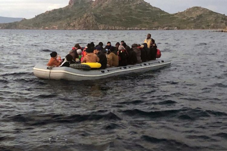 31 d&uuml;zensiz g&ouml;&ccedil;men yakalandı