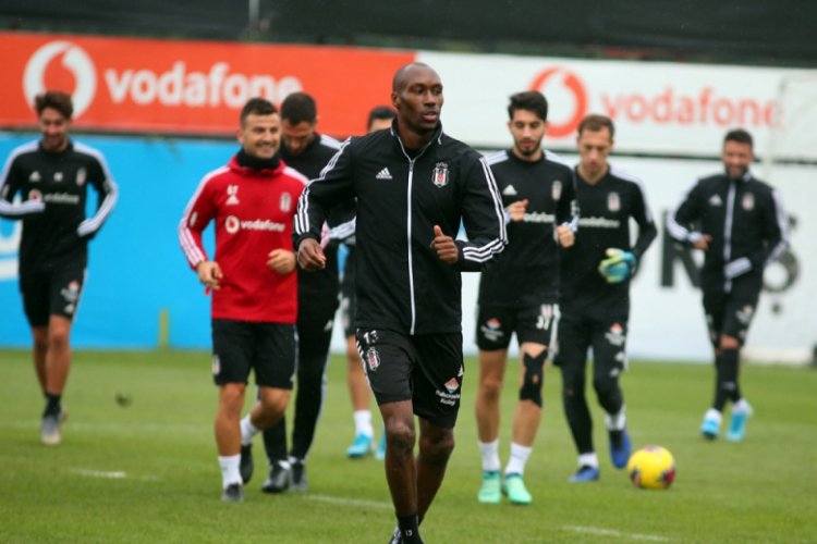 Beşiktaş'ta Gen&ccedil;lerbirliği ma&ccedil;ı hazırlıkları başladı