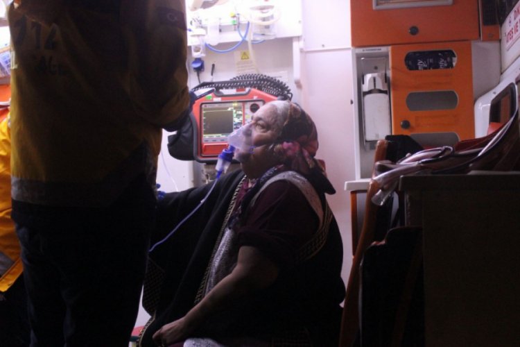 &Ccedil;ıkan yangında 1 kişi hastanelik oldu