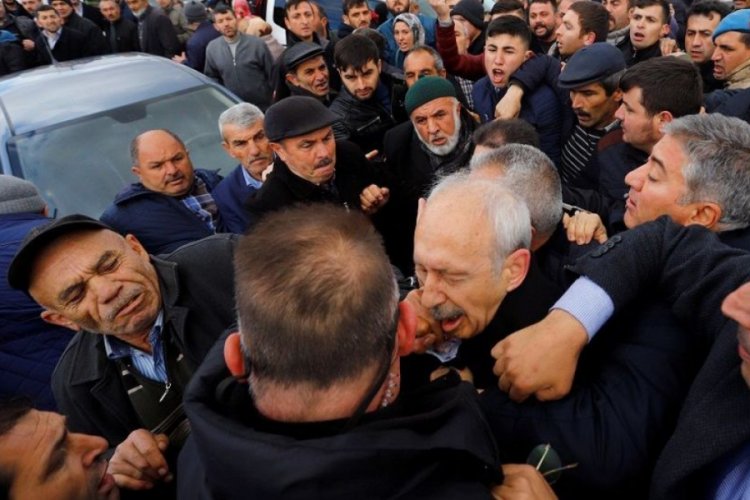 Kılı&ccedil;daroğlu'na yumruk atan kişiye 3 yıl 10 ay hapsi istemi