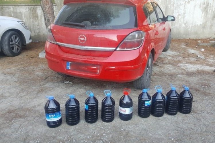 1 ayda aranan 20 kişiyi yakalandı