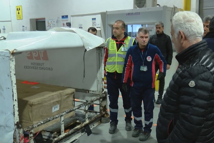 T&uuml;rk gemisinde &ouml;ld&uuml;r&uuml;len kaptanın cenazesi İstanbul'a getirildi