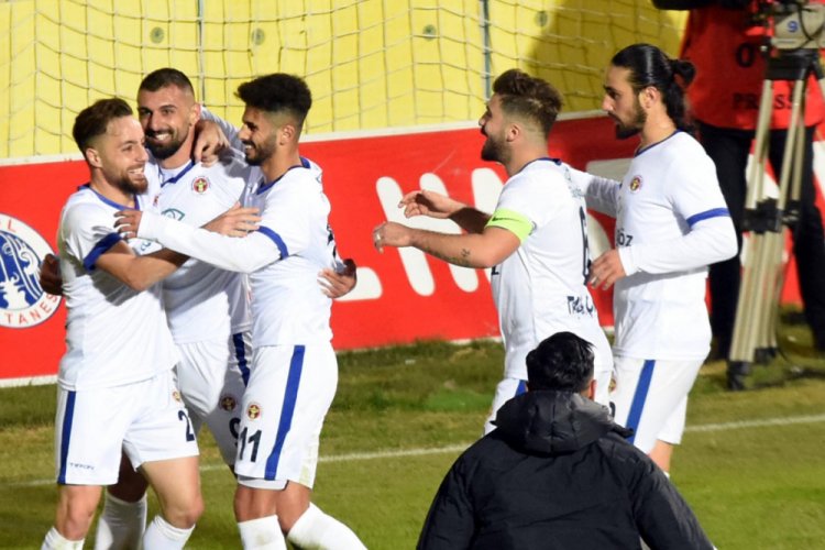 Menemenspor'da yerliler atıyor