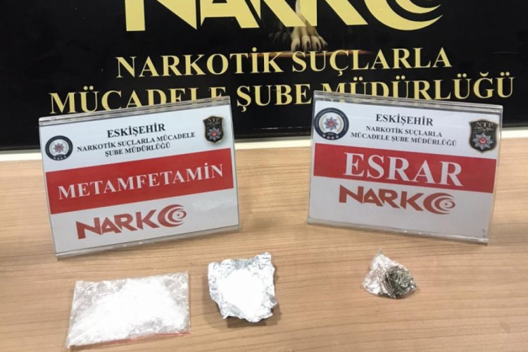 Uyuşturucu sokmaya &ccedil;alışan ş&uuml;pheli otogarda yakalandı