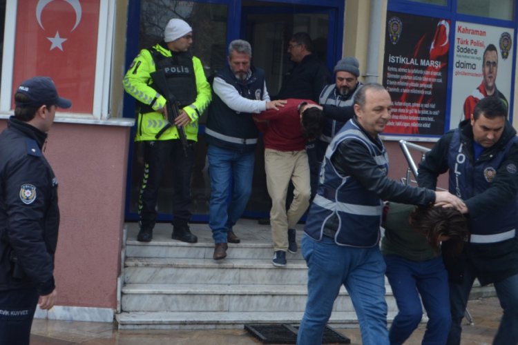 Afgan gen&ccedil; arkadaşları tarafından &ouml;ld&uuml;r&uuml;ld&uuml;