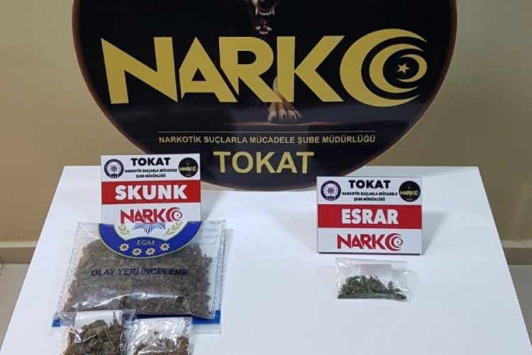 Koyun y&uuml;kl&uuml; tırda uyuşturucu yakalandı