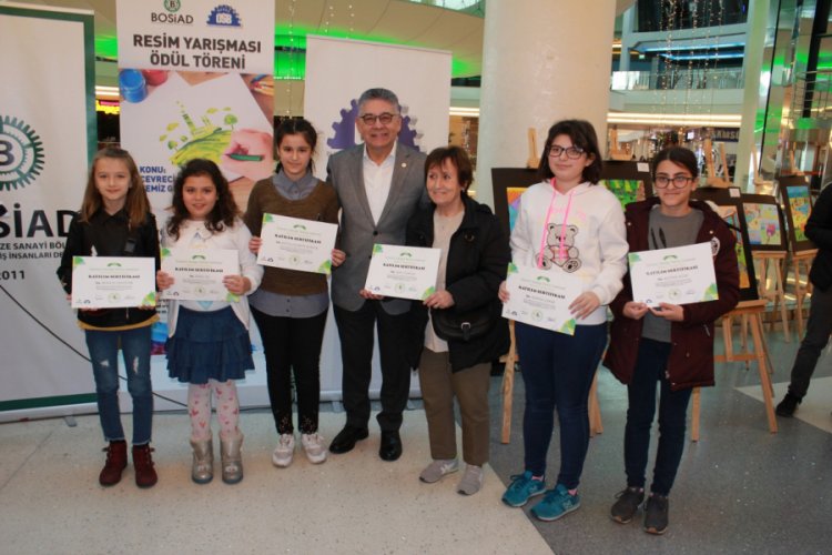 Bursa'da &ccedil;ocuklar &ccedil;evreci sanayiyi &ccedil;izgileriyle anlattılar