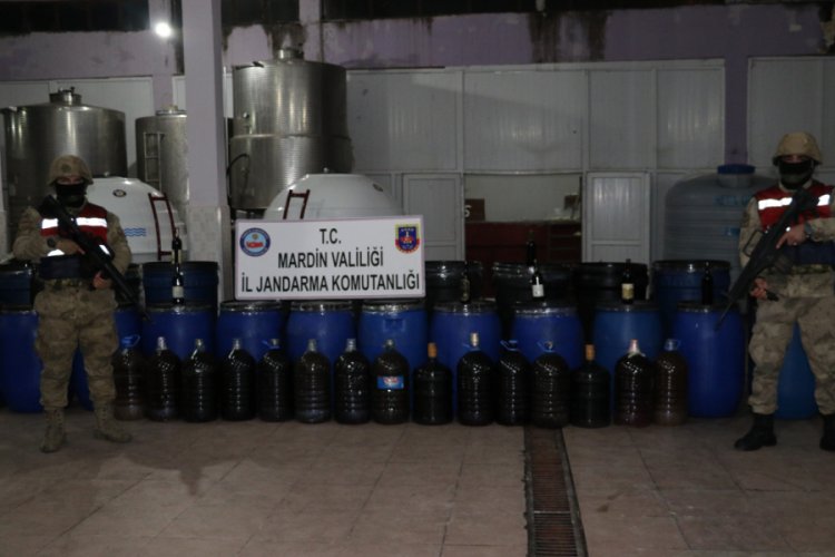 Sahte i&ccedil;ki satmaya hazırlanan 3 kişi tutukladı