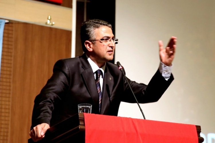 CHP'ye ağır eleştiri: "Kağıt &uuml;zerinde 6 okun 4'&uuml;n&uuml; kırmış"