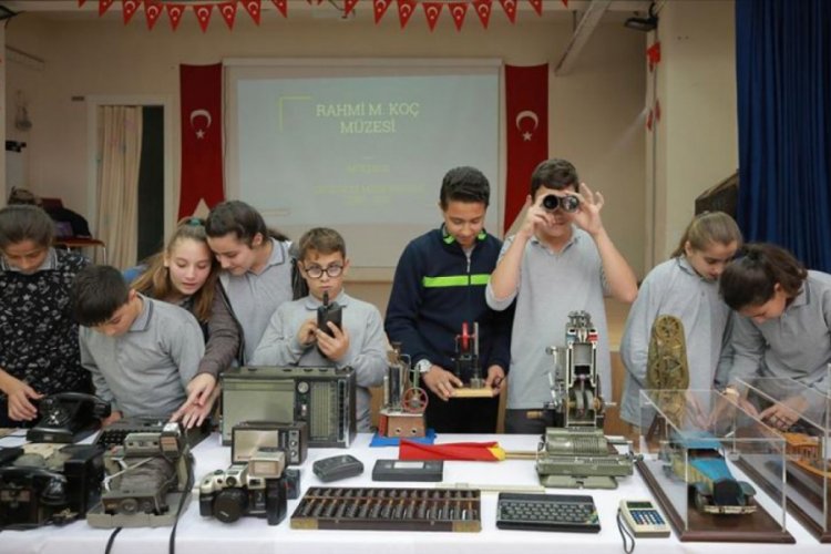 M&uuml;zeb&uuml;s, 16 yılda yarım milyon &ouml;ğrenciye ulaştı