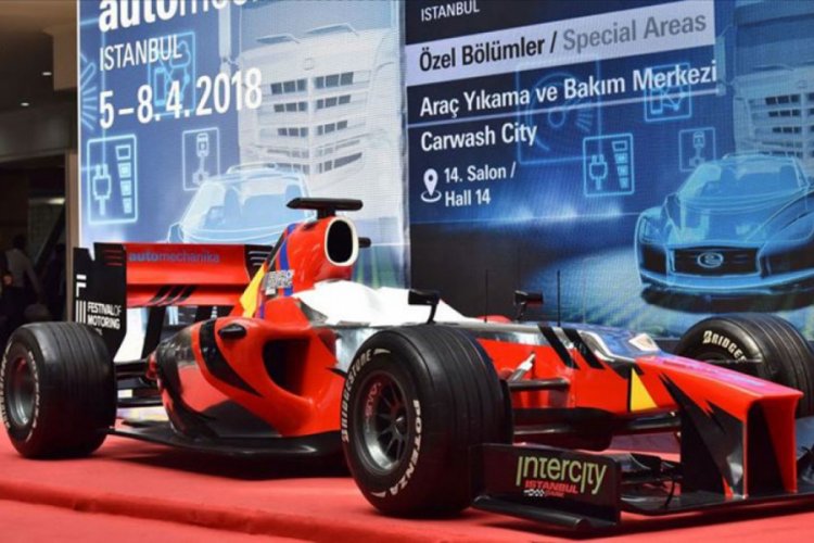 Konyalı iş insanı &uuml;rettiği F1 sim&uuml;lat&ouml;rlerini 27 &uuml;lkeye ihra&ccedil; ediyor