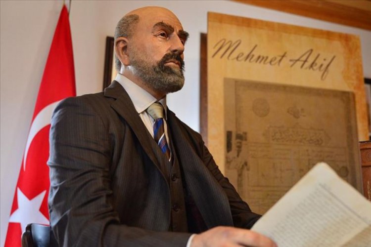 Akif'in anıları &ccedil;ocukluğunun ge&ccedil;tiği evde yaşatılıyor