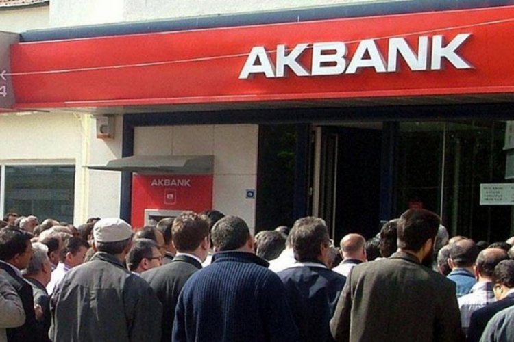 Akbank kredi alacaklarını sattı