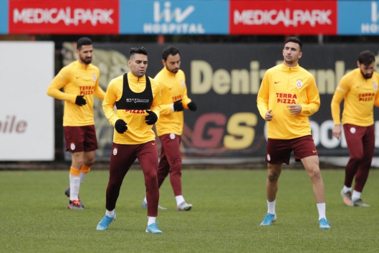 Galatasaray'da Şener, Lemina ve Marcao takımla &ccedil;alıştı