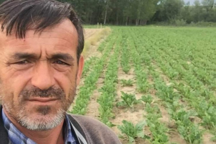 Kendilerini jandarma diye tanıtıp &ccedil;ift&ccedil;i ailenin 7 bin liralık altınlarını alıp ka&ccedil;tılar