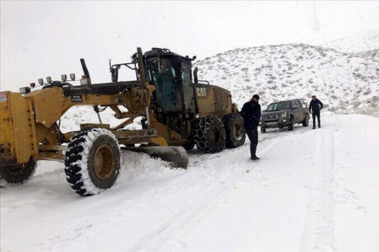 Doğu'daki 4 ilde 527 yerleşim birimine ulaşım sağlanamıyor