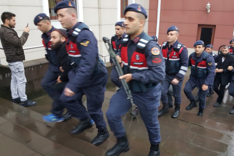 Ter&ouml;r &ouml;rg&uuml;tlerine destek sağlayanlar adliyede!