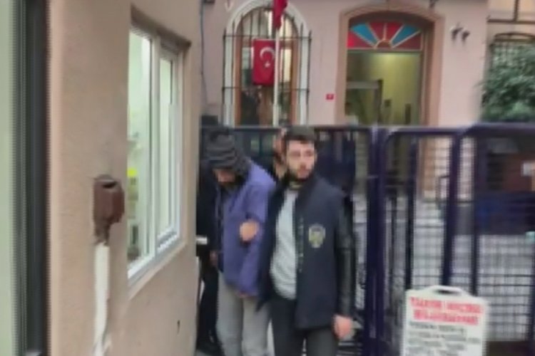 Beyoğlu'nda uyuşturucu operasyonu: 9 g&ouml;zaltı