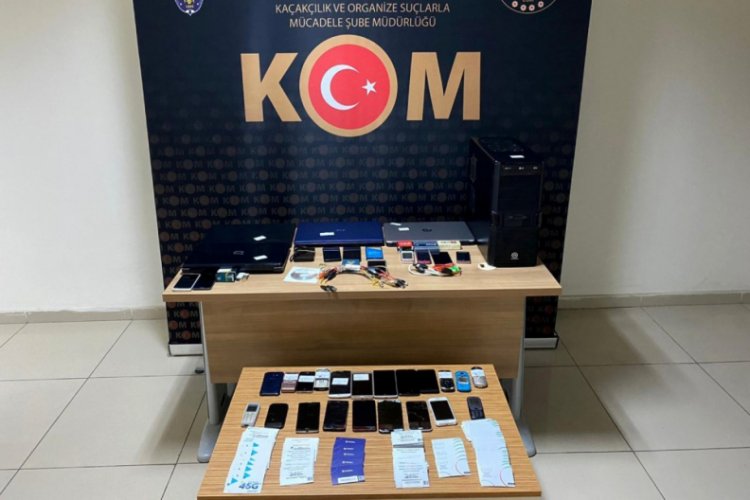 Ka&ccedil;ak cep telefonu operasyonu d&uuml;zenlendi