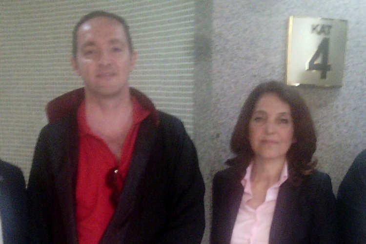 Okul m&uuml;d&uuml;r&uuml;ne d&uuml;ş&uuml;k not veren y&ouml;neticiler ve &ouml;ğretmenler beraat etti