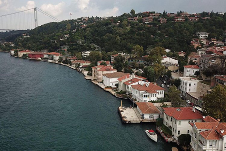 Boğazdaki 71 yalı satışa &ccedil;ıktı! Fiyatları dudak u&ccedil;uklatıyor