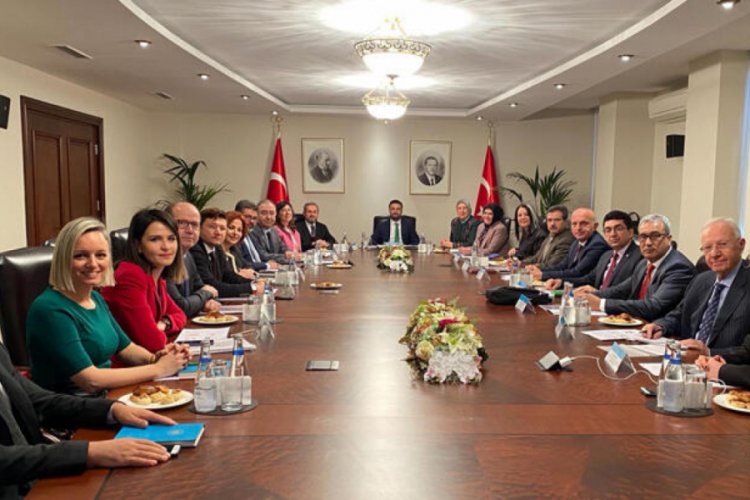 Cumhurbaşkanlığı'nda "trans yağ" toplantısı