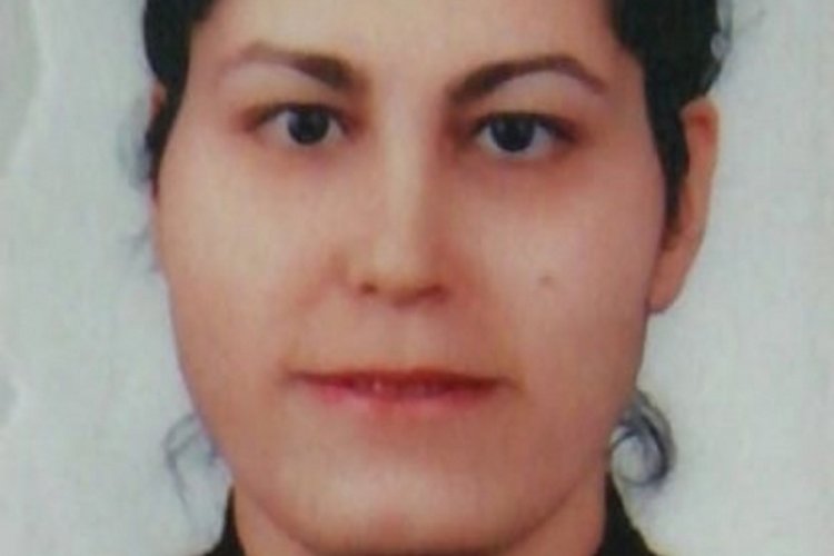 Banyoda d&uuml;şen kadın &ouml;ld&uuml;