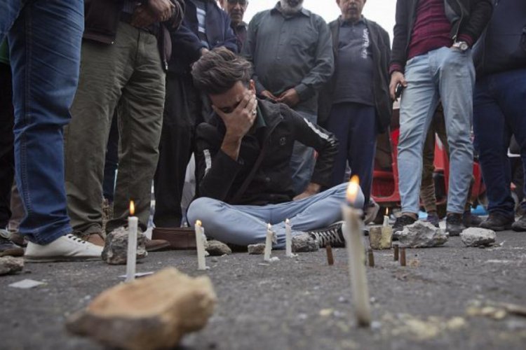 Irak'ta 1 Ekim'den bu yana 490 g&ouml;sterici &ouml;ld&uuml;