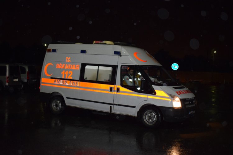 Silahlı kavgada 3 kişi yaralandı