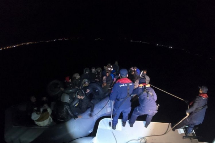 76 d&uuml;zensiz g&ouml;&ccedil;men yakalandı
