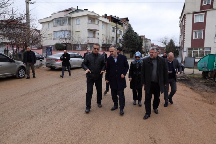 Bursa'da k&ouml;y yolları asfaltlanıyor