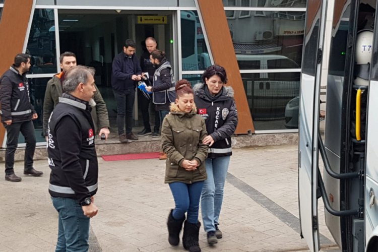 Kocaeli ve Bursa'da oto galeri a&ccedil;arak 25 milyon liralık vurgun yaptılar