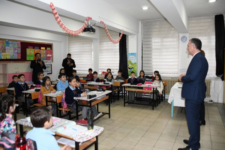 Bursa'da "Temiz bir gelecek i&ccedil;in 10 dakika" etkinlikleri