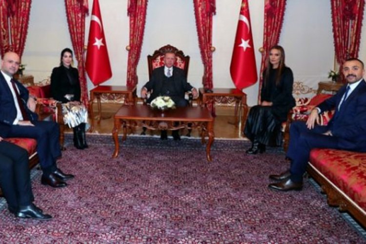 ''Okan Kurt hangi vasıfla Erdoğan'ın karşısına oturdu?''