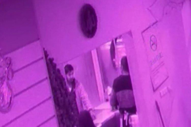 İşe aldığı d&ouml;nerci cep telefonunu &ccedil;aldı