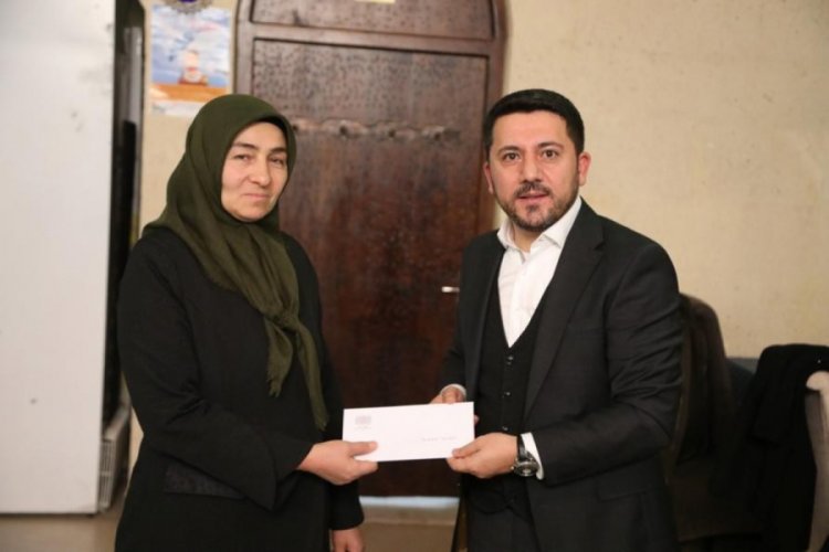 Sigara izmariti toplama kampanyasına katılanlara &ouml;d&uuml;l verildi
