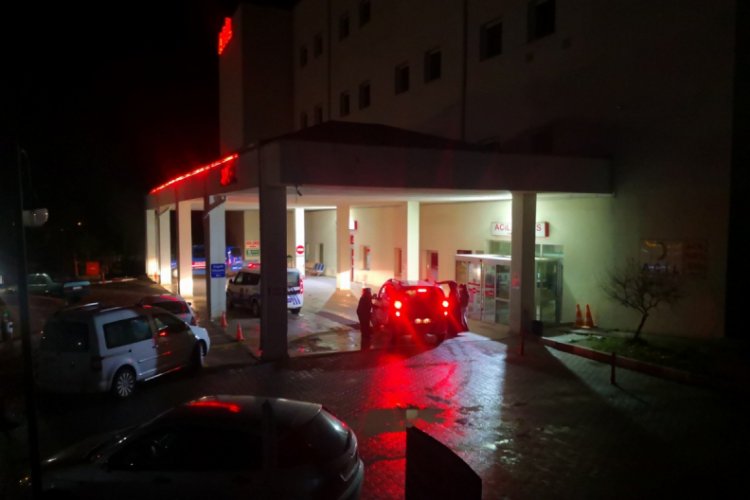 Termometre kırıldı, 4 &ouml;ğrenci ile bir &ouml;ğretmen zehirlendi