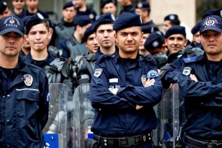 Yılbaşında 23 bin 414 kolluk g&uuml;c&uuml; g&ouml;rev yapacak