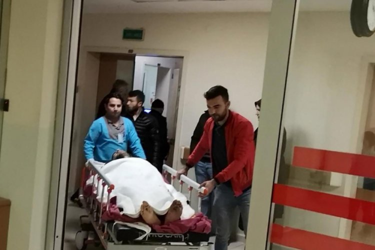 Bursa Yenişehir'de kendisinden para isteyen oğlunu pompalı tüfekle yaraladı