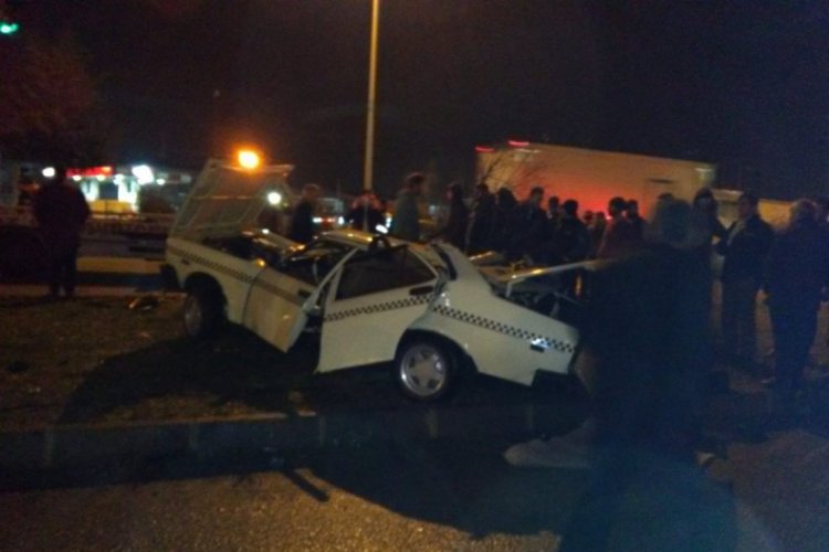 Trafik kazasında 2 kişi yaralandı