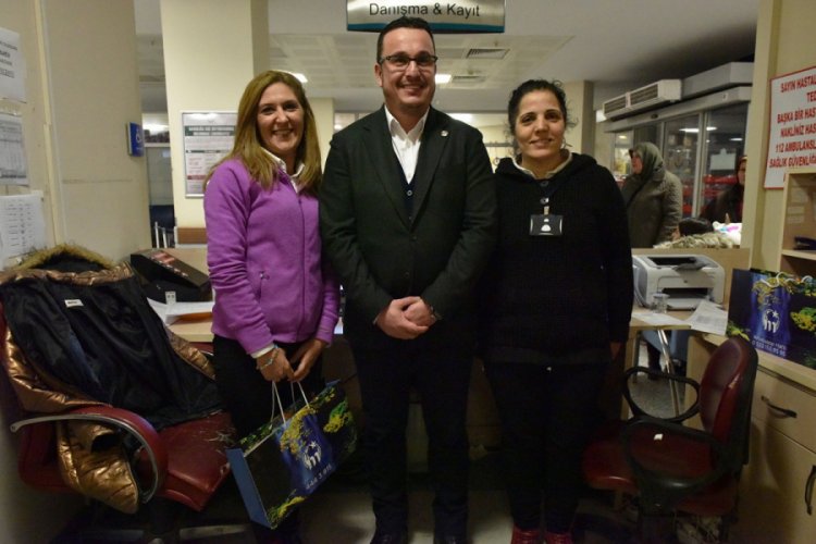Bursa Mustafakemalpaşa Belediye Başkanı Mehmet Kanar yeni yılda &ccedil;alışanları unutmadı